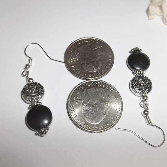 Earrings Silver and Dark Gray Hematite Beaded Jewelry Set Dangle Drop Gift A629 - Picture 4 of 7
